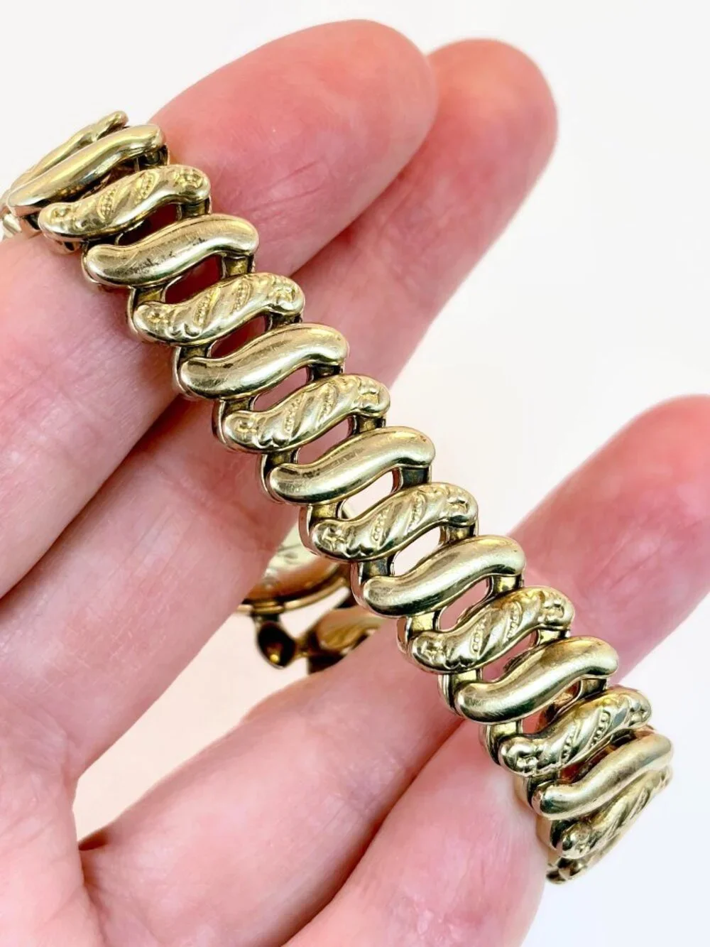 Sweetheart Bracelet, Expansion, Heart, Locket,Vintage, 40s, La Mode, Gold